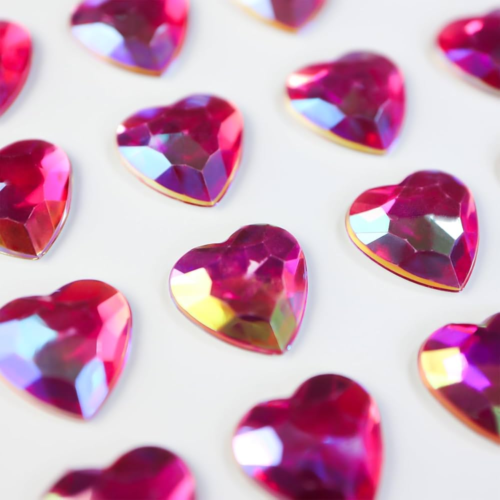 赤のストーン付きのモチーフがキラキラ情熱的で印象的です! 鱗鉄鉱 情熱 ファイアークォーツ ハーレクイン 勇気 自信 豪華